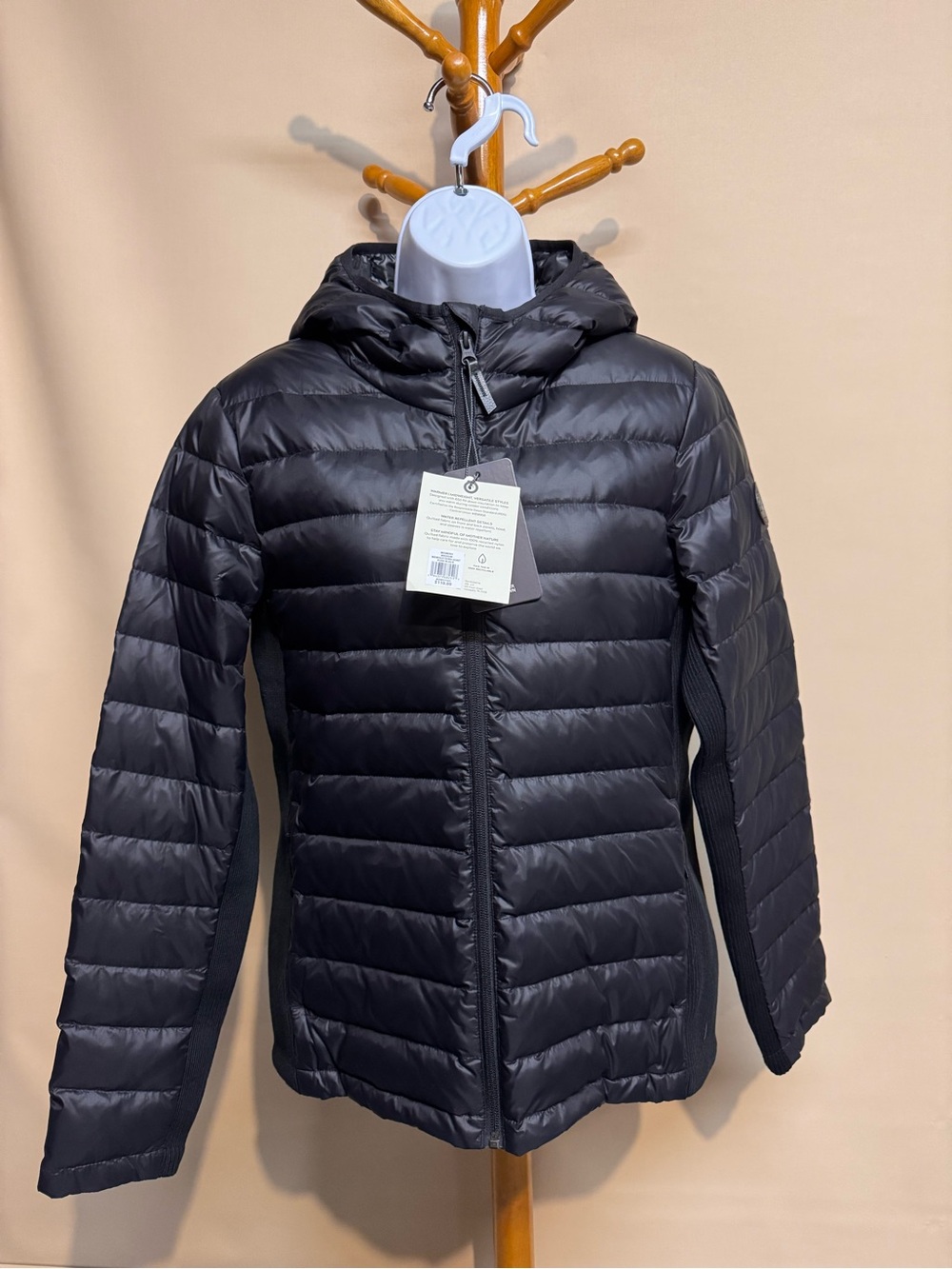 Alpine Design Women’s Black Hooded Packable Puffer Down Jacket. Size Medium NWT